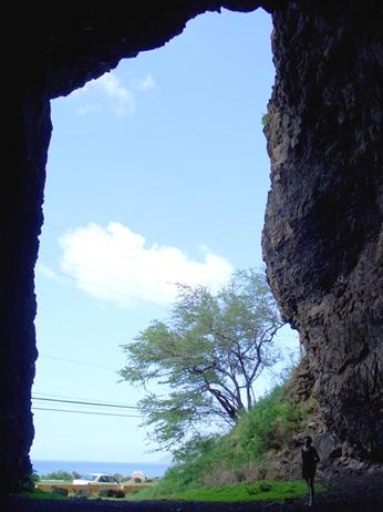 Kaneana Cave