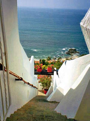 Ocho Cascadas stairs