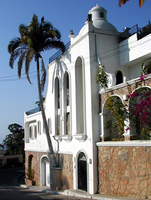 Puerto Vallarta Conchas Chinas neighborhood home