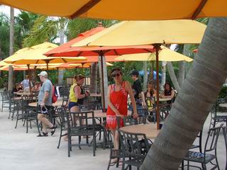 Discovery Cove Outdoor Dining