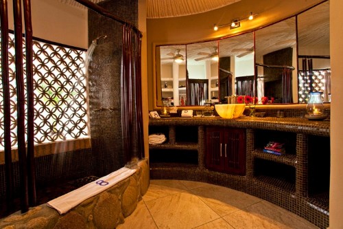 New Ocho Cascadas Villa 4 master bathroom