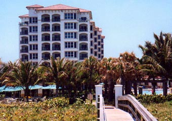 Palm Beach, Marriott Ocean Pointe, boardwalk to beach