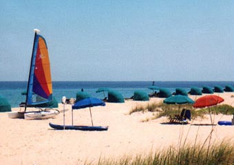 Palm Beach, Marriott Ocean Pointe, beach chairs and umbrellas