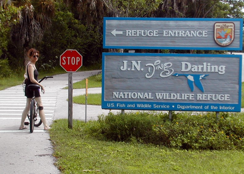 Sanibel Island Ding Darling National Wildlife Refuge park entrance