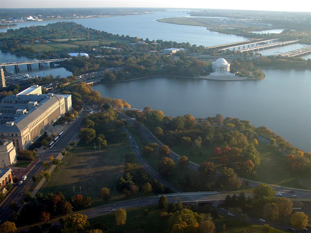 View south from Washington Monument of Jefferson memorial