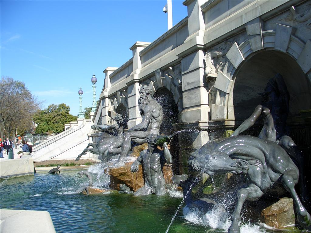 Library of Congress fountain